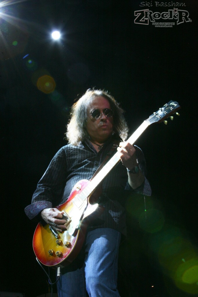Jason Bonham's Led Zeppelin Experience guitarist Tony Catania.