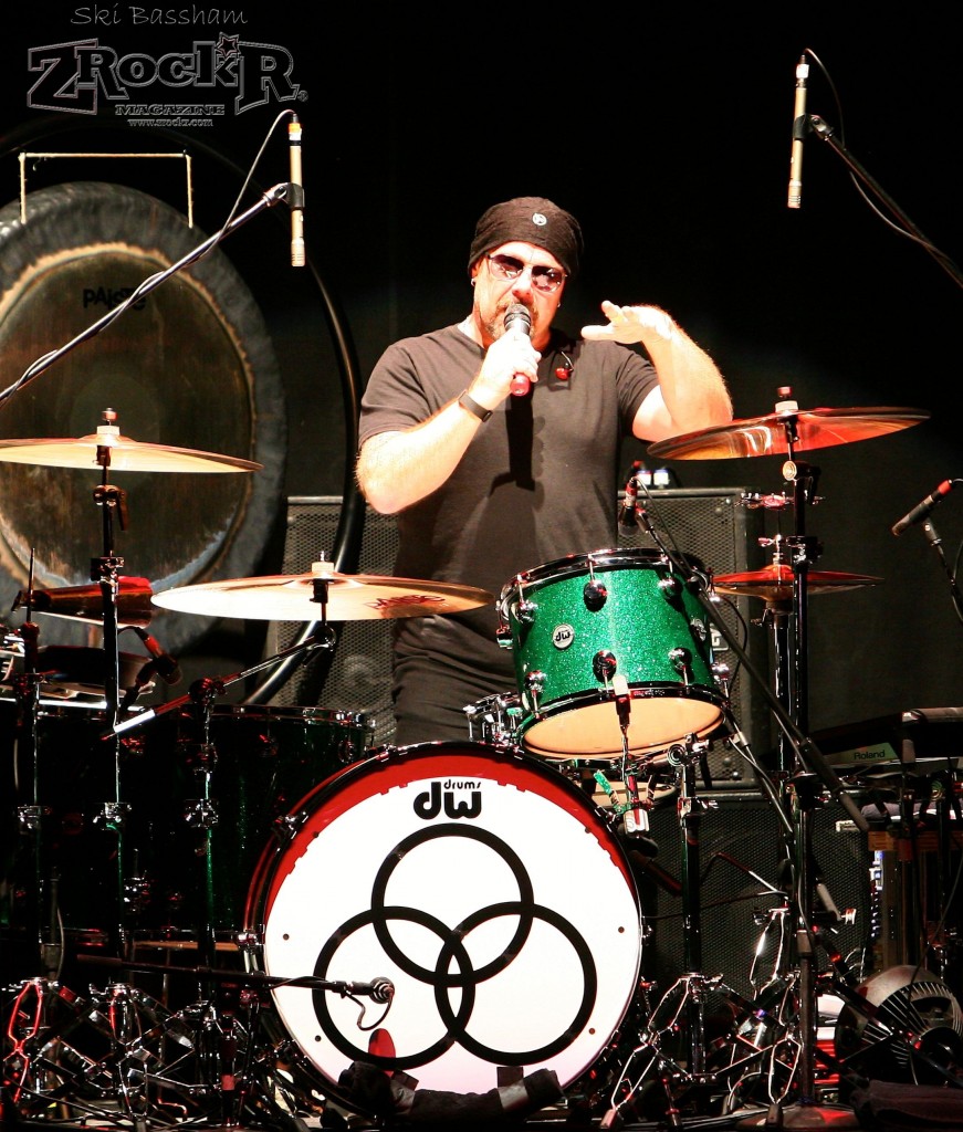 Son of drummer John Bonham, Jason Bonham shares a story with the crowd about his father's days in the infamous band.