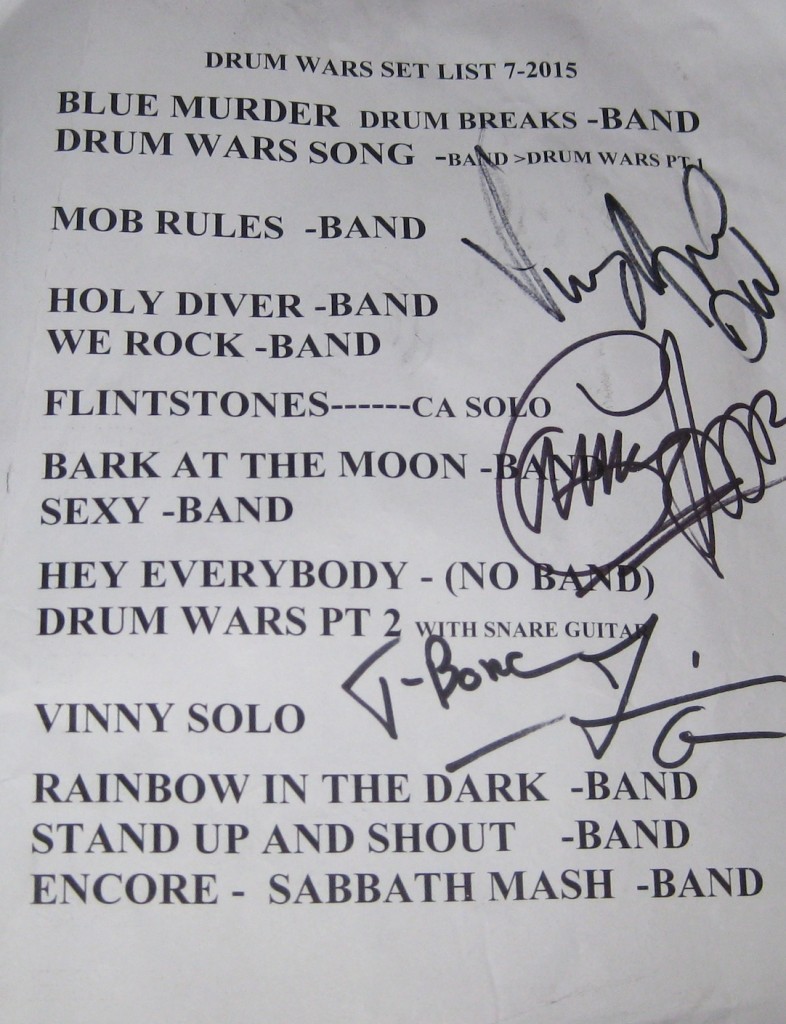 The setlist featured many tracks from the brothers' past bands.