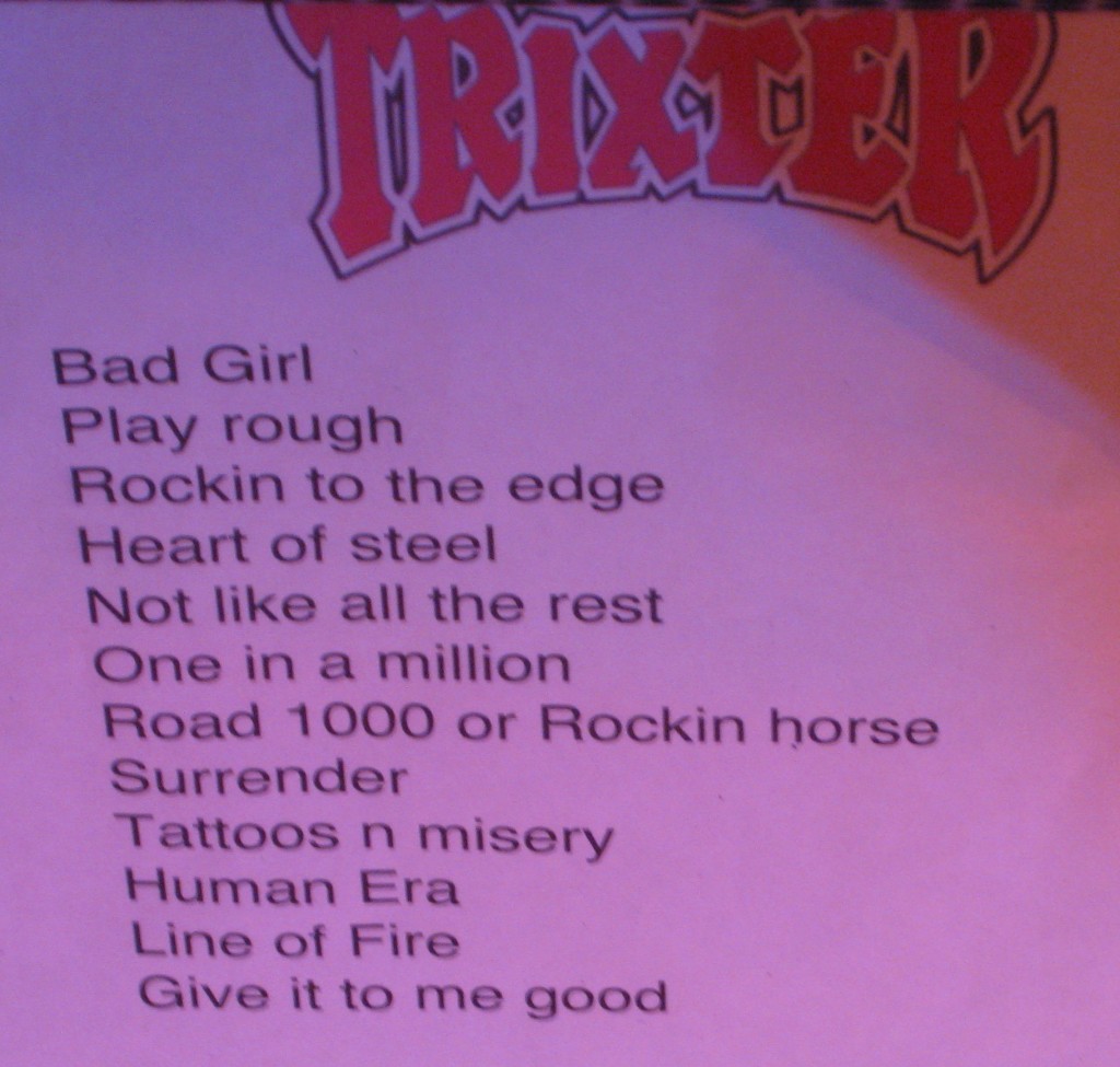 Setlist from the Vamp'd performance, combining old and new songs.