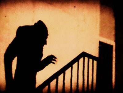 Dracula Vs. Nosferatu – A Look Back At Two Of The Most Legendary ...