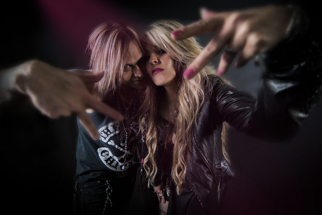 Janet Gardner – Vixen Vocalist Surprises Audiences with Debut Solo ...